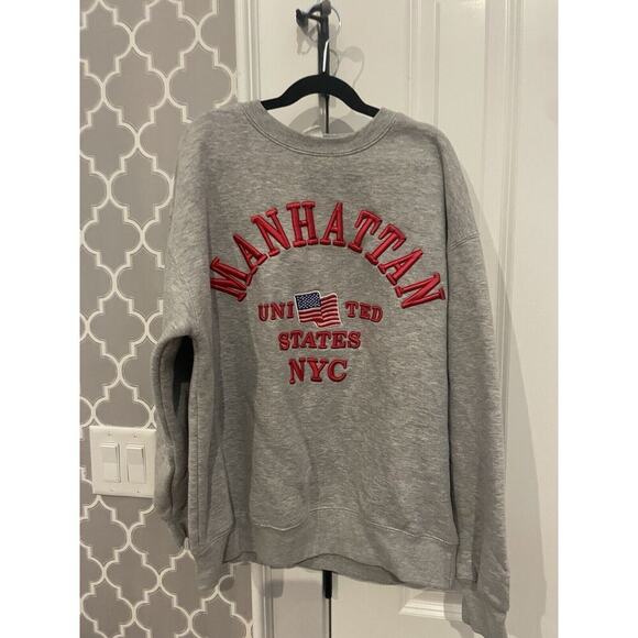 Zara Manhattan Red Sweatshirt - Picture 1 of 1
